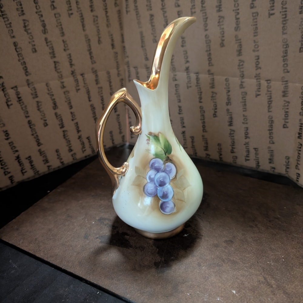 Cream and Gold Vase with Fruit Motif - Picture 2 of 3